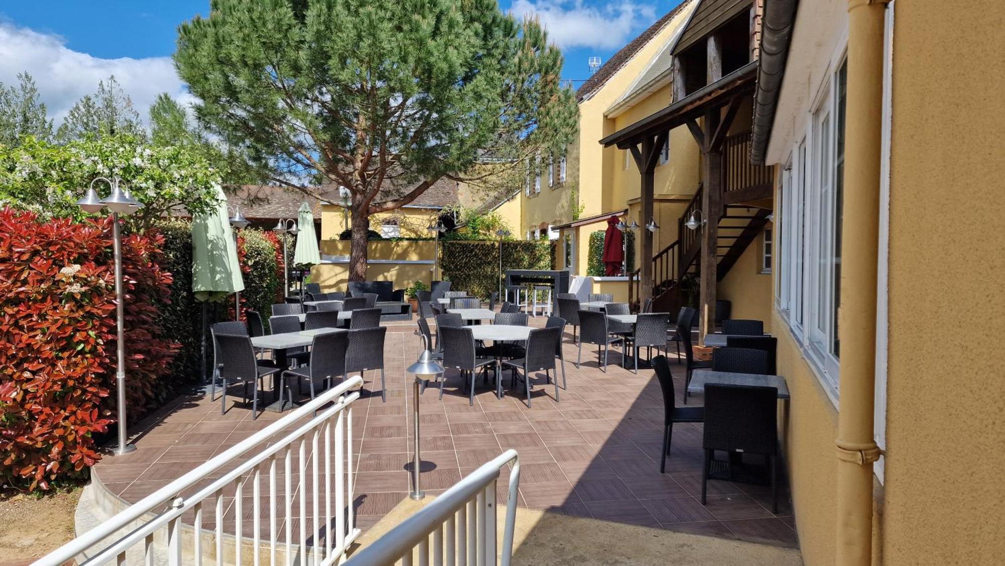 Hotel Saint Jacques Thorigné-sur-Dué Eksteriør billede