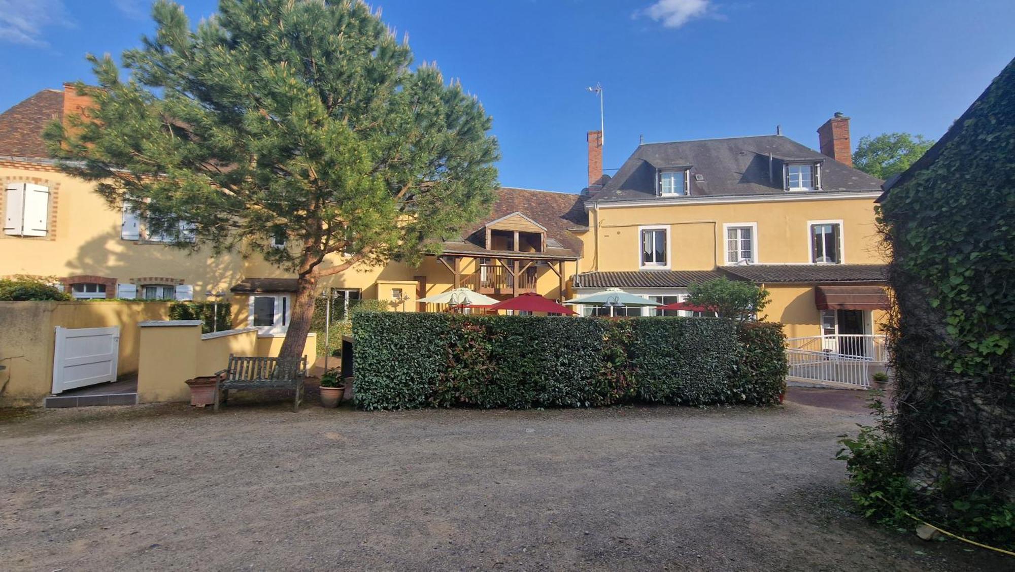 Hotel Saint Jacques Thorigné-sur-Dué Eksteriør billede